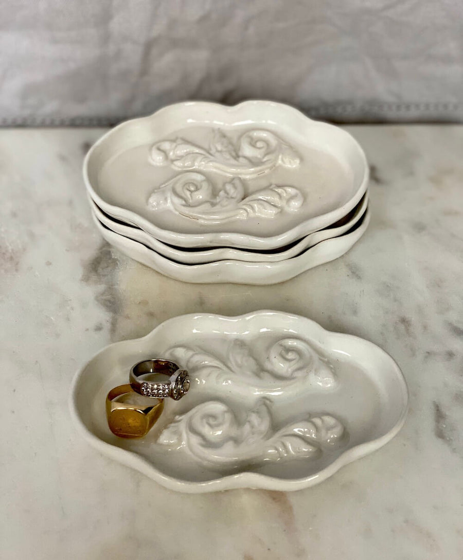 Unique ceramic trinket dish
